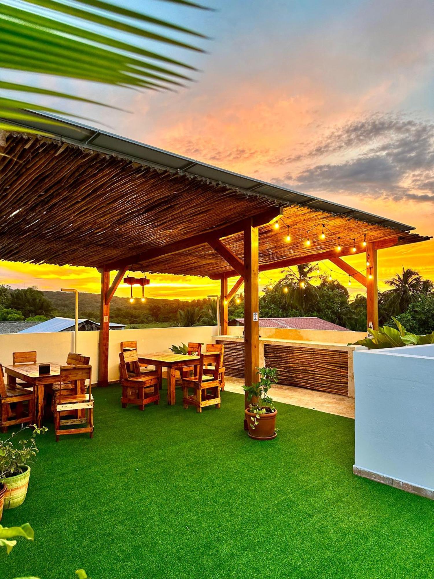 Kite House Cabarete Across Kite Beach Eksteriør bilde